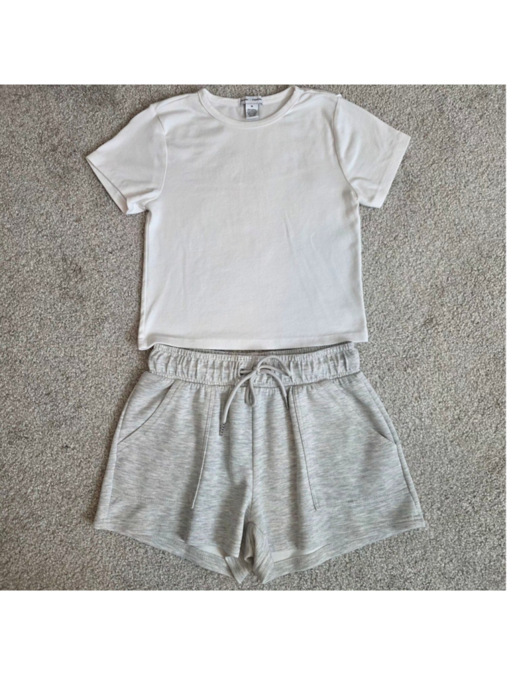 Juniors better / together Lounge Set White and Grey Size M